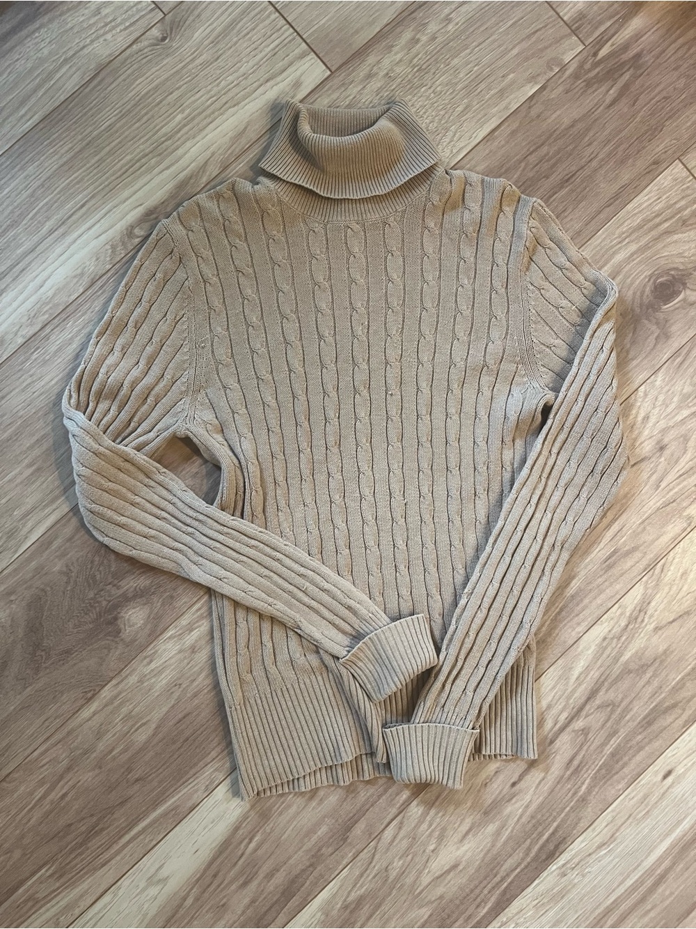 Vintage Gap stretch cable knit turtleneck sweater